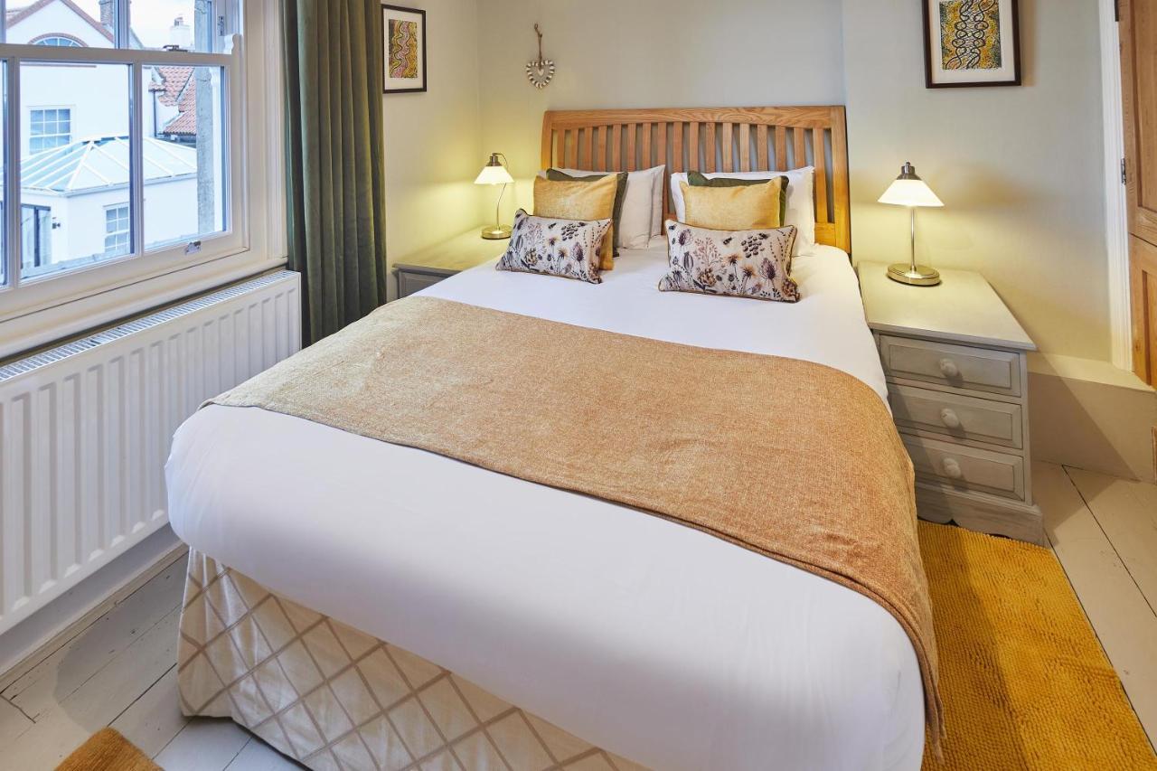 Host & Stay - 1 Coastguard Cottages 스카버러 외부 사진